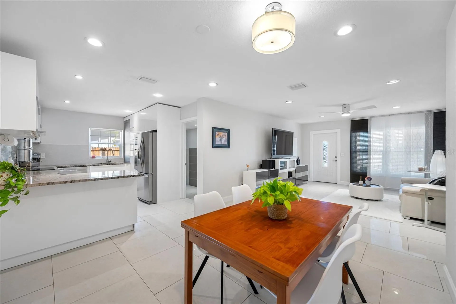 2212 NE Coachman Road Clearwater FL 33765