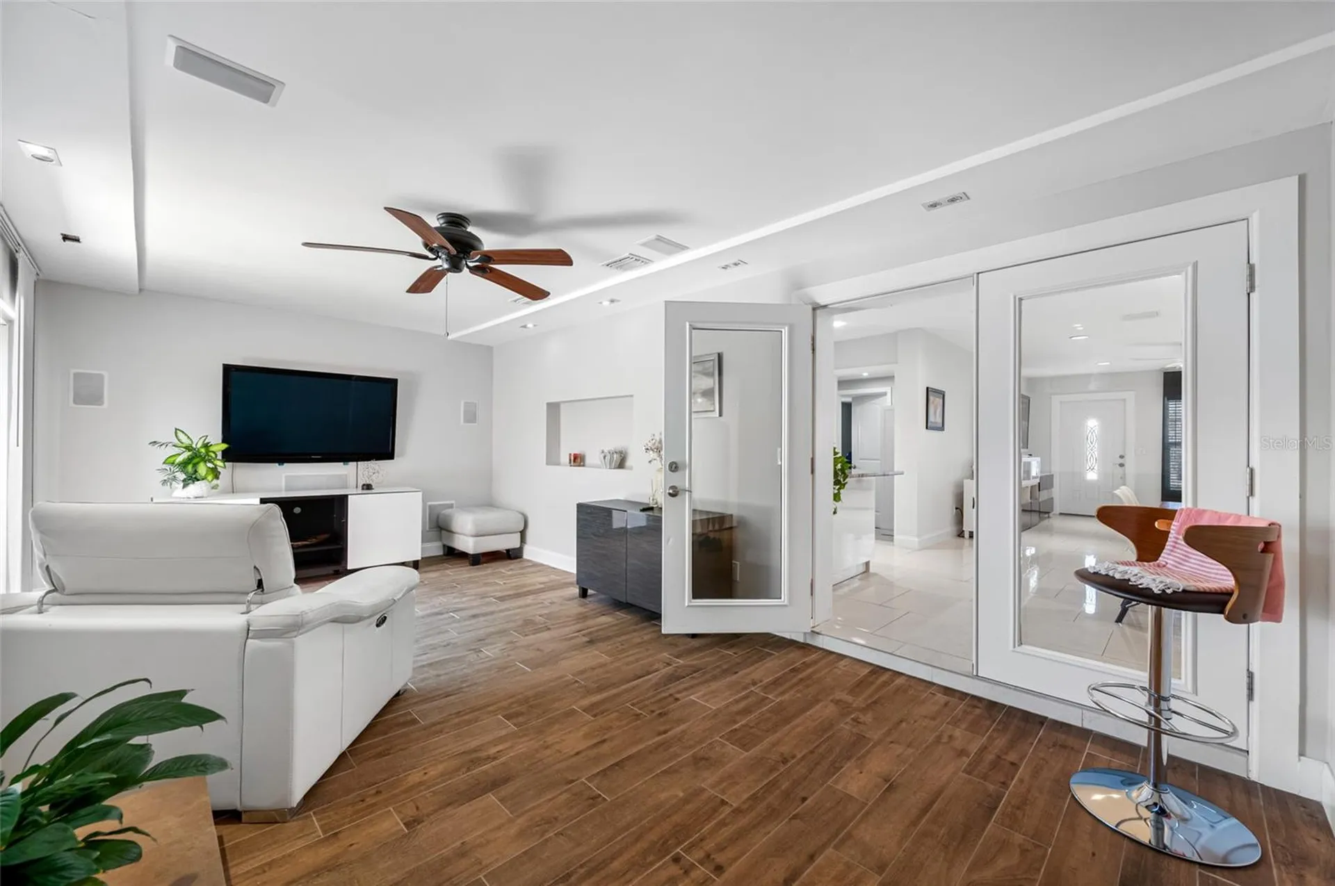 2212 NE Coachman Road Clearwater FL 33765