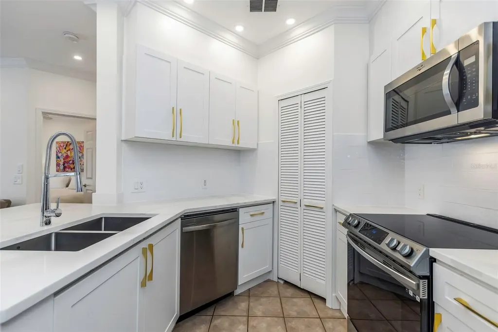 2199 Chianti Place Palm Harbor FL 34683