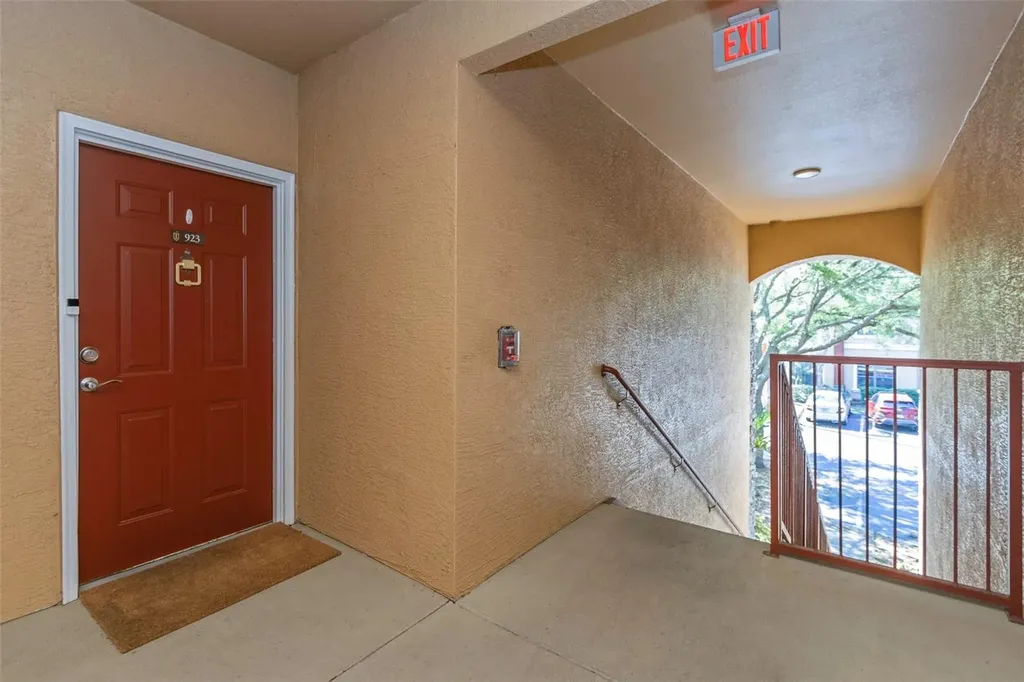 2199 Chianti Place Palm Harbor FL 34683