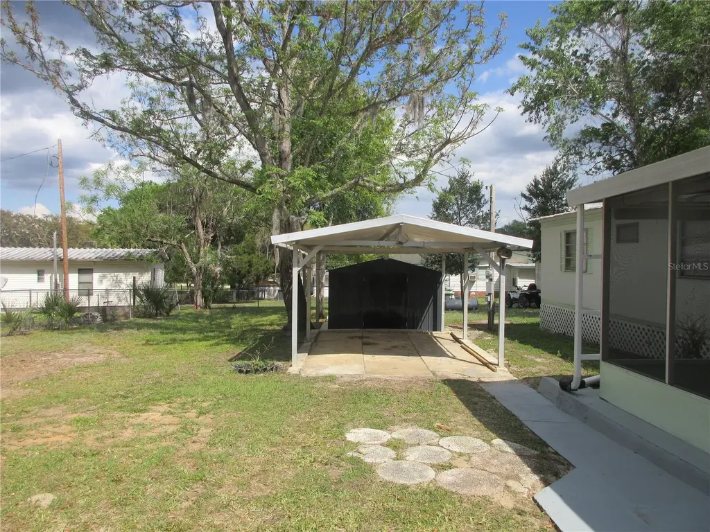 1525 SE 187th Avenue Silver Springs FL 34488