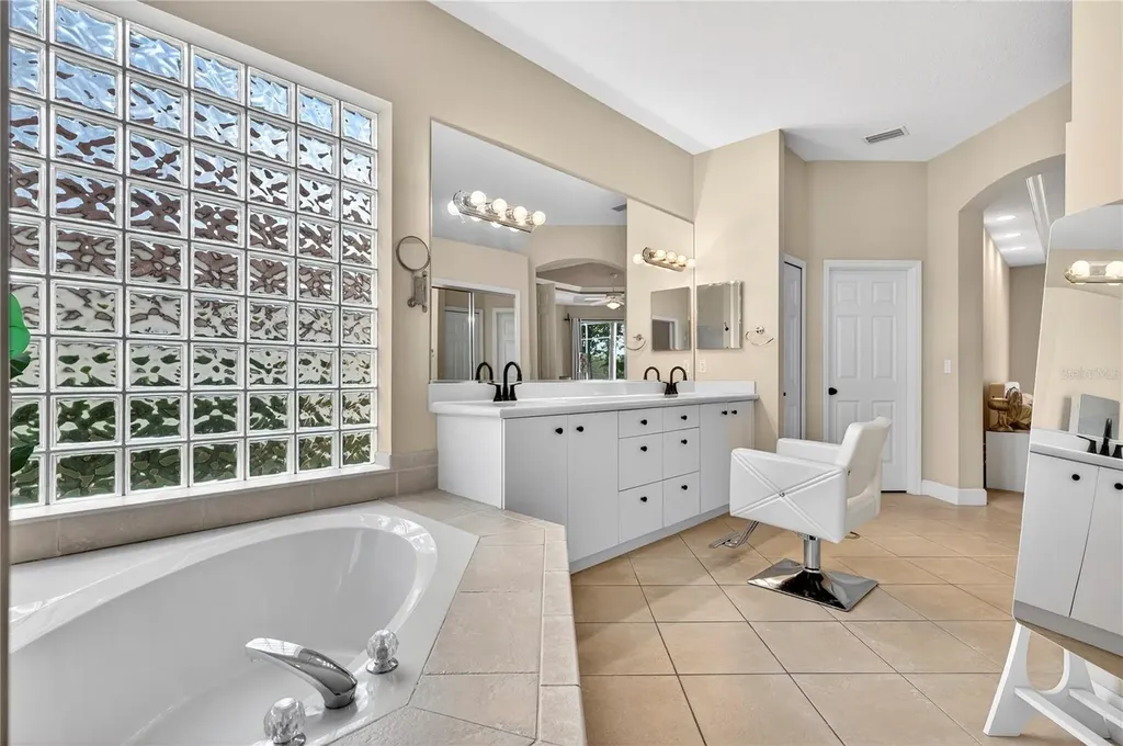 1950 Southcreek Boulevard Port Orange FL 32128