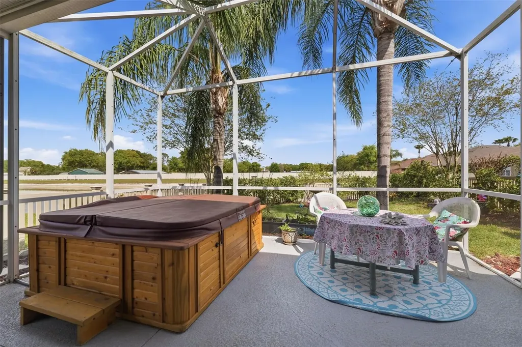 2732 Devonoak Boulevard Land O Lakes FL 34638
