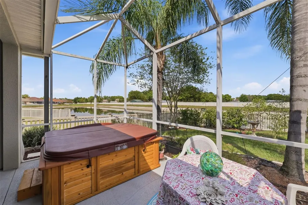 2732 Devonoak Boulevard Land O Lakes FL 34638