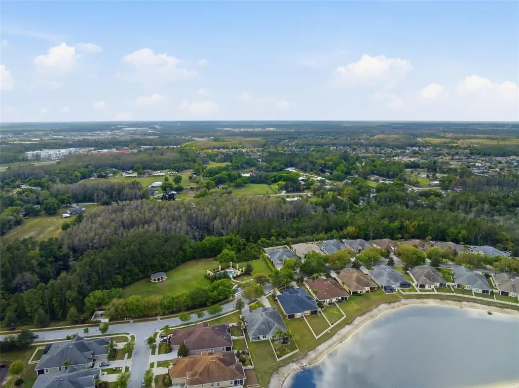 2732 Devonoak Boulevard Land O Lakes FL 34638