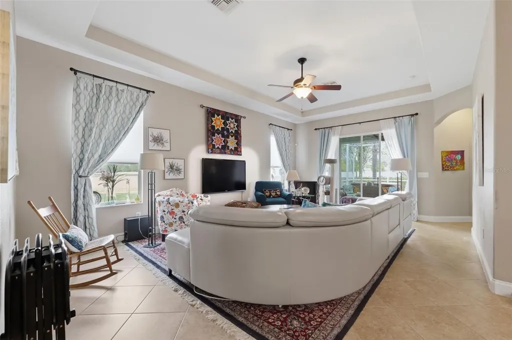 2732 Devonoak Boulevard Land O Lakes FL 34638