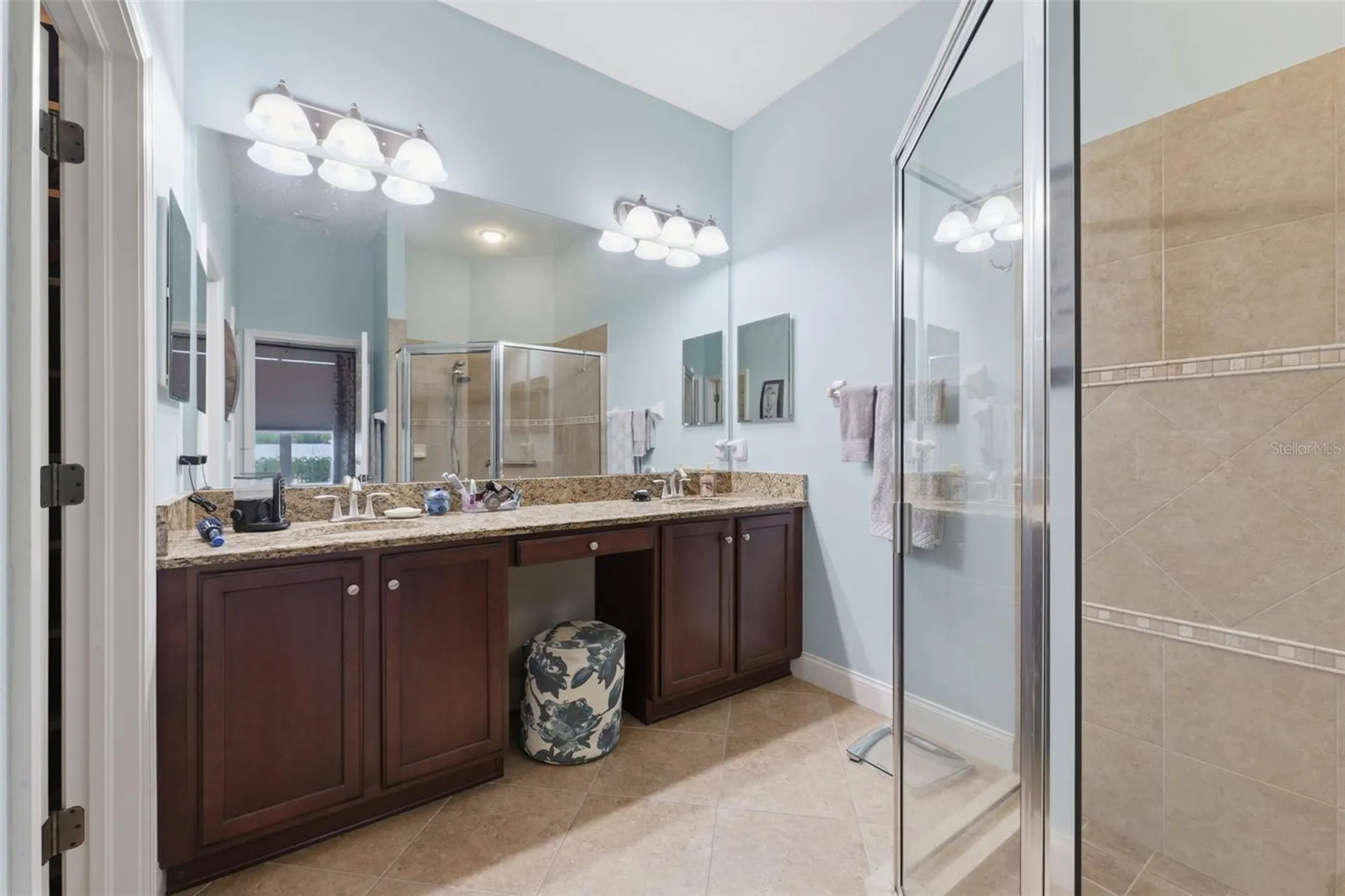 2732 Devonoak Boulevard Land O Lakes FL 34638