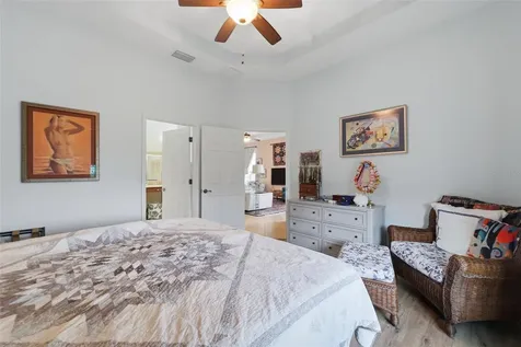 2732 Devonoak Boulevard Land O Lakes FL 34638