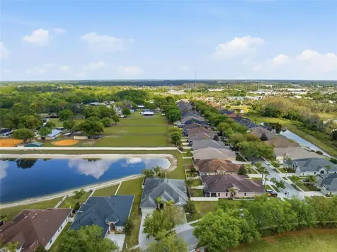 2732 Devonoak Boulevard Land O Lakes FL 34638
