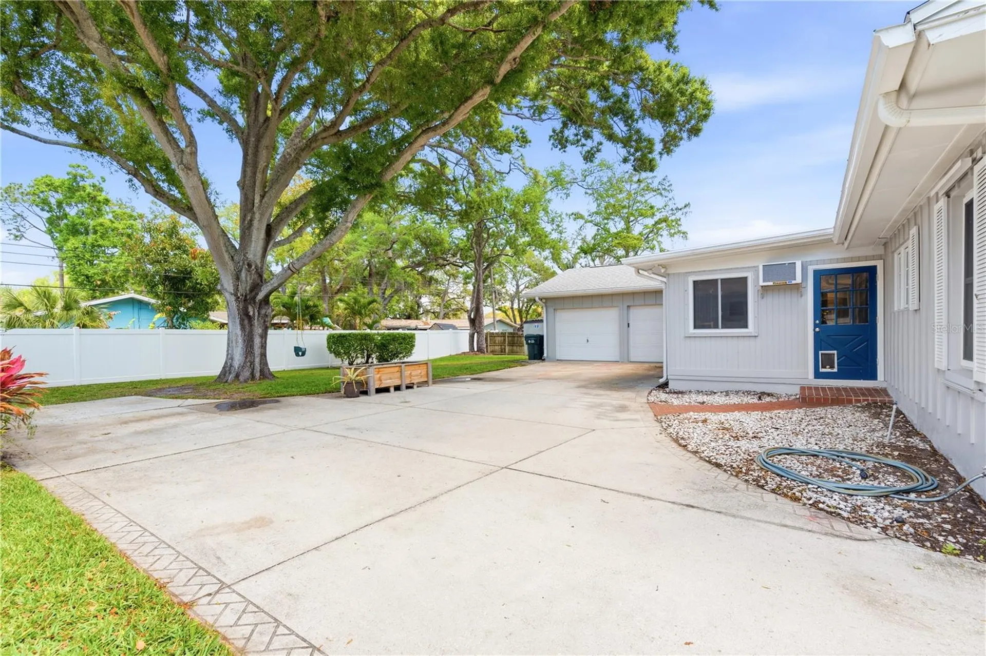 1884 Oakdale Lane N Clearwater FL 33764