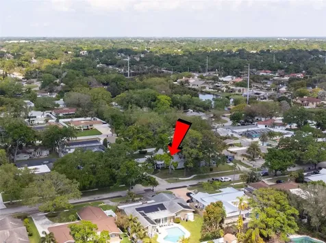 1884 Oakdale Lane N Clearwater FL 33764