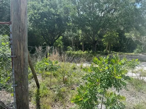 18121 NW 256th Street Okeechobee FL 34972