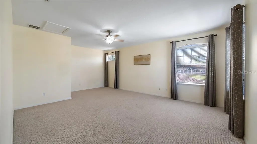7351 Spring Mountain Lane Yalaha FL 34797