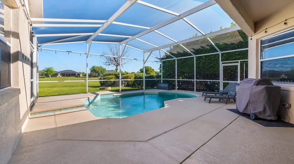 7351 Spring Mountain Lane Yalaha FL 34797