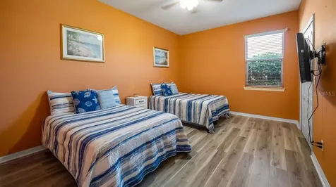 7351 Spring Mountain Lane Yalaha FL 34797