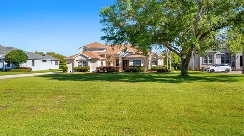 7351 Spring Mountain Lane Yalaha FL 34797