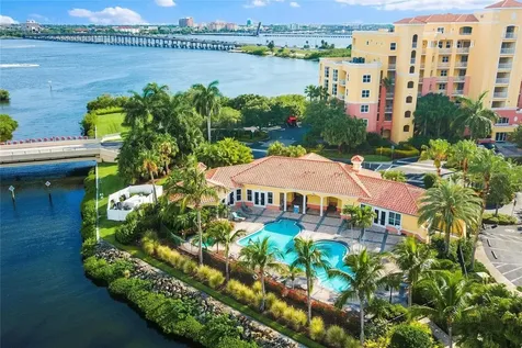 606 Riviera Dunes Way Palmetto FL 34221
