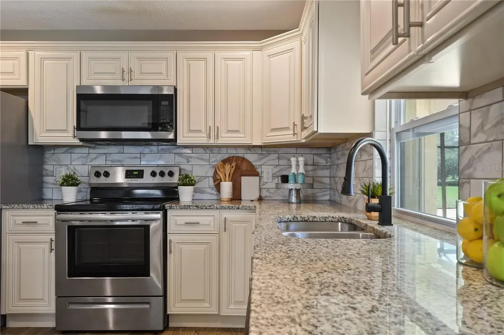 7037 Edgeworth Drive Orlando FL 32819