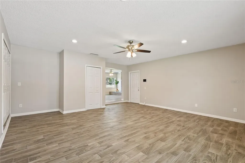 7037 Edgeworth Drive Orlando FL 32819