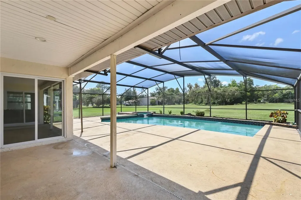 7037 Edgeworth Drive Orlando FL 32819