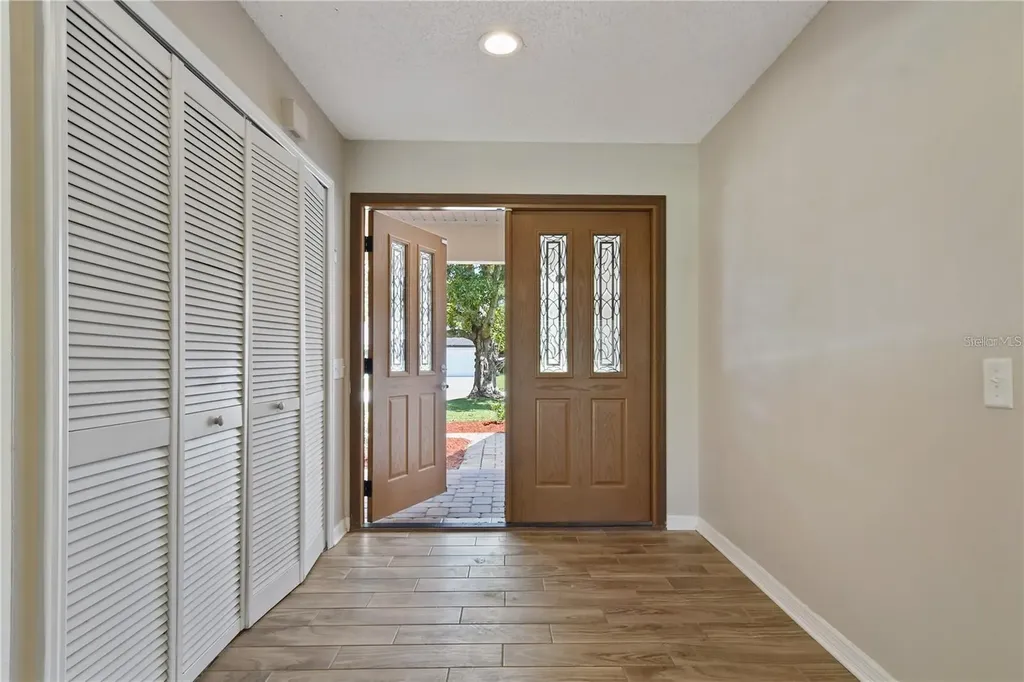 7037 Edgeworth Drive Orlando FL 32819