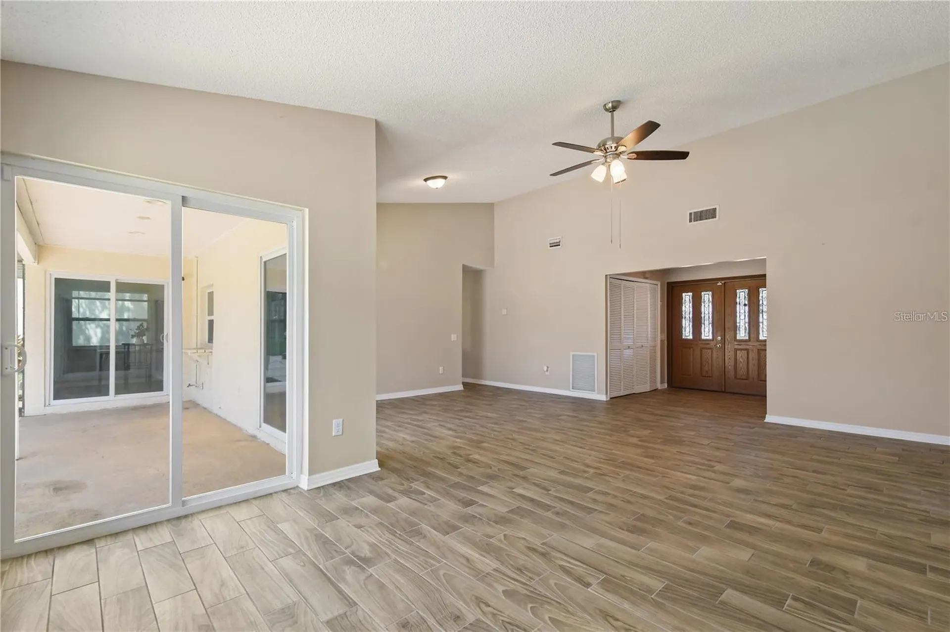 7037 Edgeworth Drive Orlando FL 32819