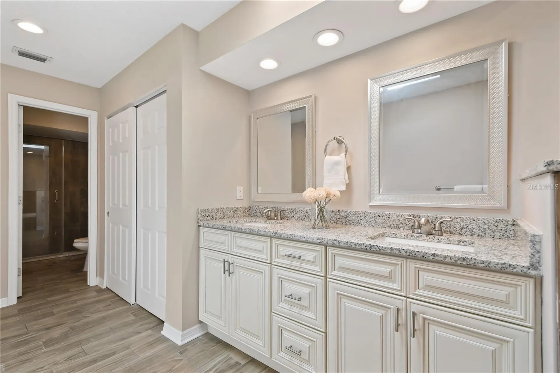 7037 Edgeworth Drive Orlando FL 32819