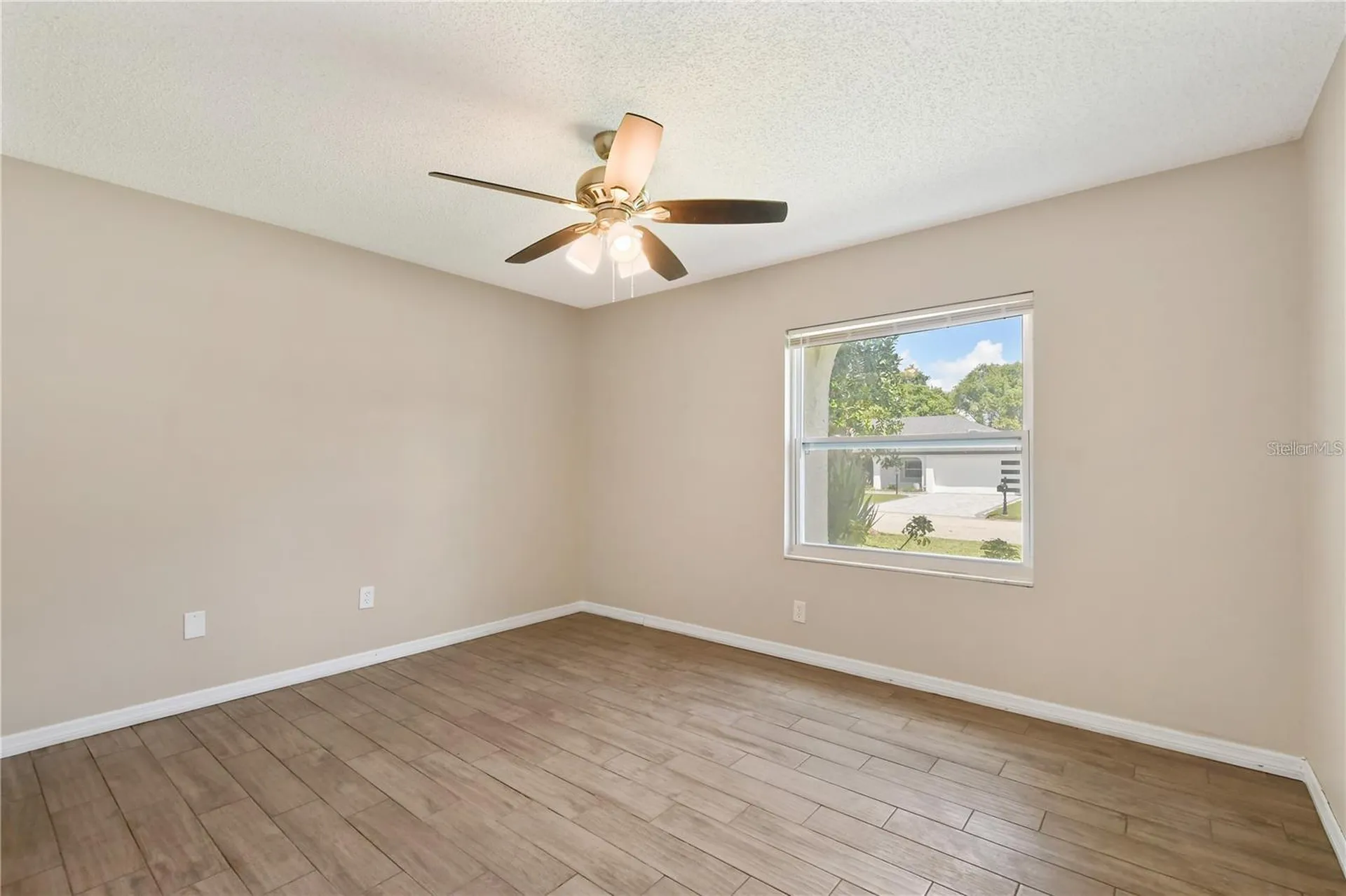 7037 Edgeworth Drive Orlando FL 32819
