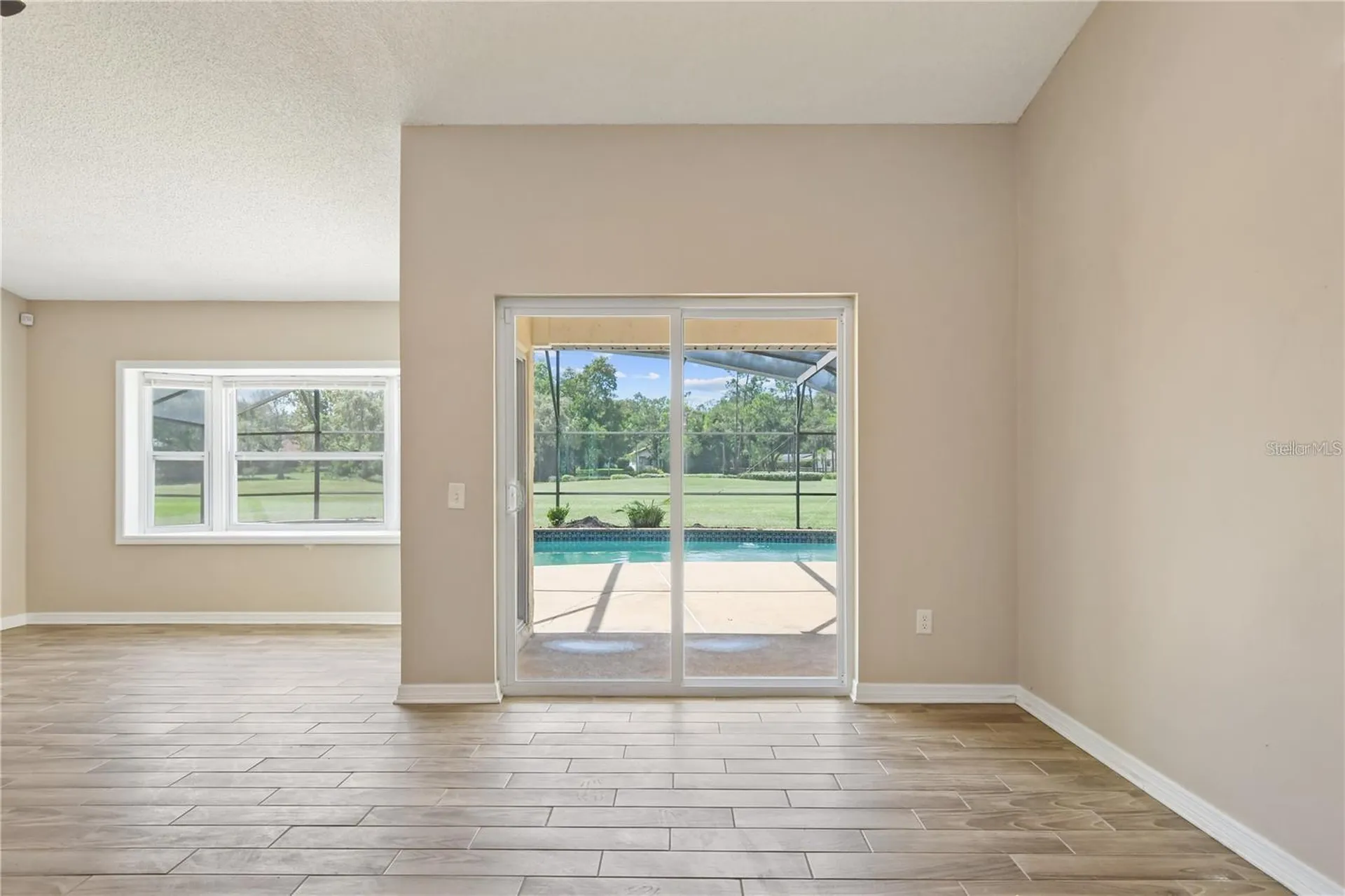 7037 Edgeworth Drive Orlando FL 32819