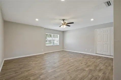 7037 Edgeworth Drive Orlando FL 32819