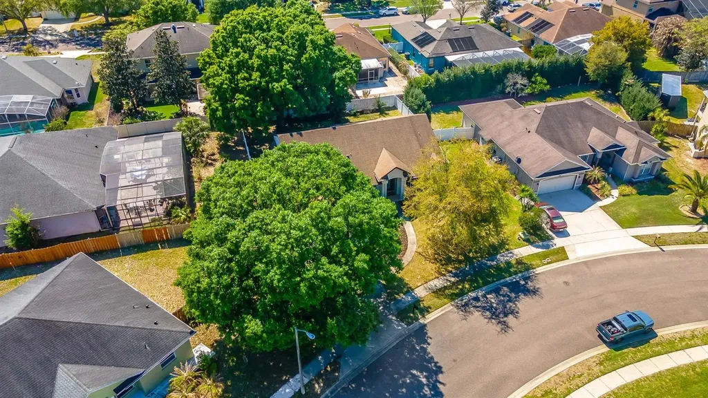 987 Kerwood Circle Oviedo FL 32765