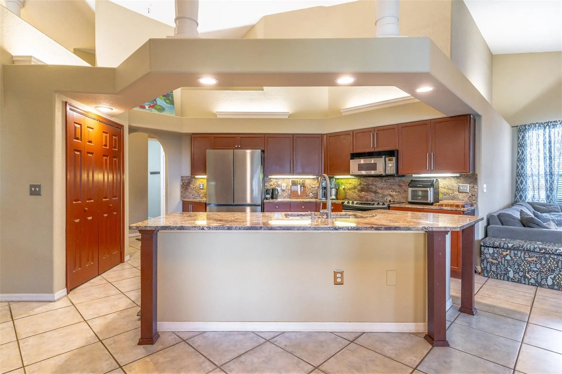 987 Kerwood Circle Oviedo FL 32765