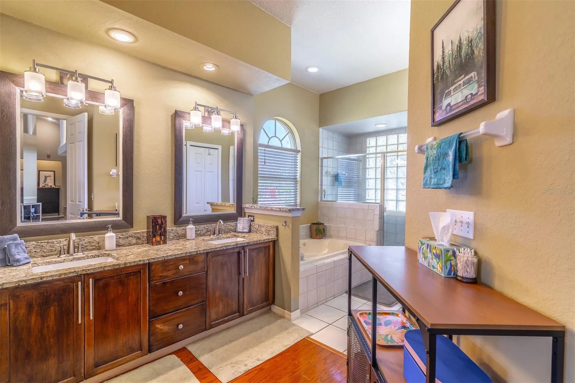 987 Kerwood Circle Oviedo FL 32765