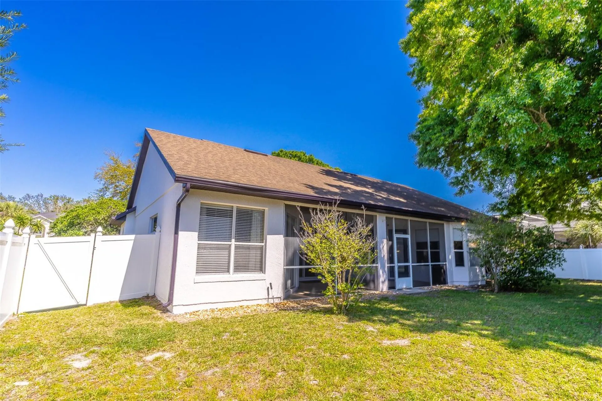 987 Kerwood Circle Oviedo FL 32765