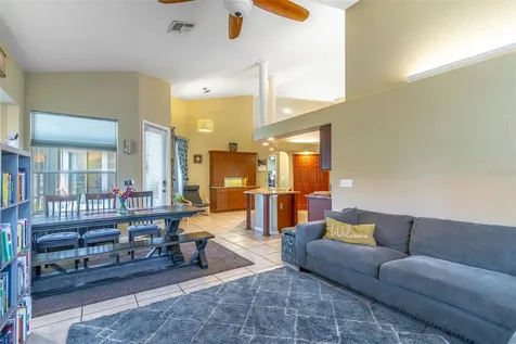 987 Kerwood Circle Oviedo FL 32765