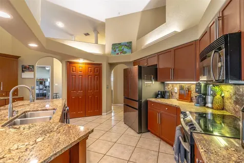 987 Kerwood Circle Oviedo FL 32765