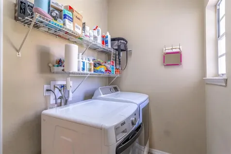987 Kerwood Circle Oviedo FL 32765