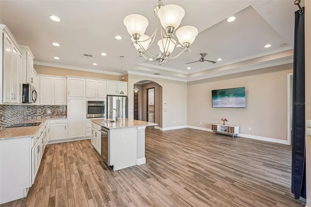 1803 Pacific Dunes Drive Sun City Center FL 33573