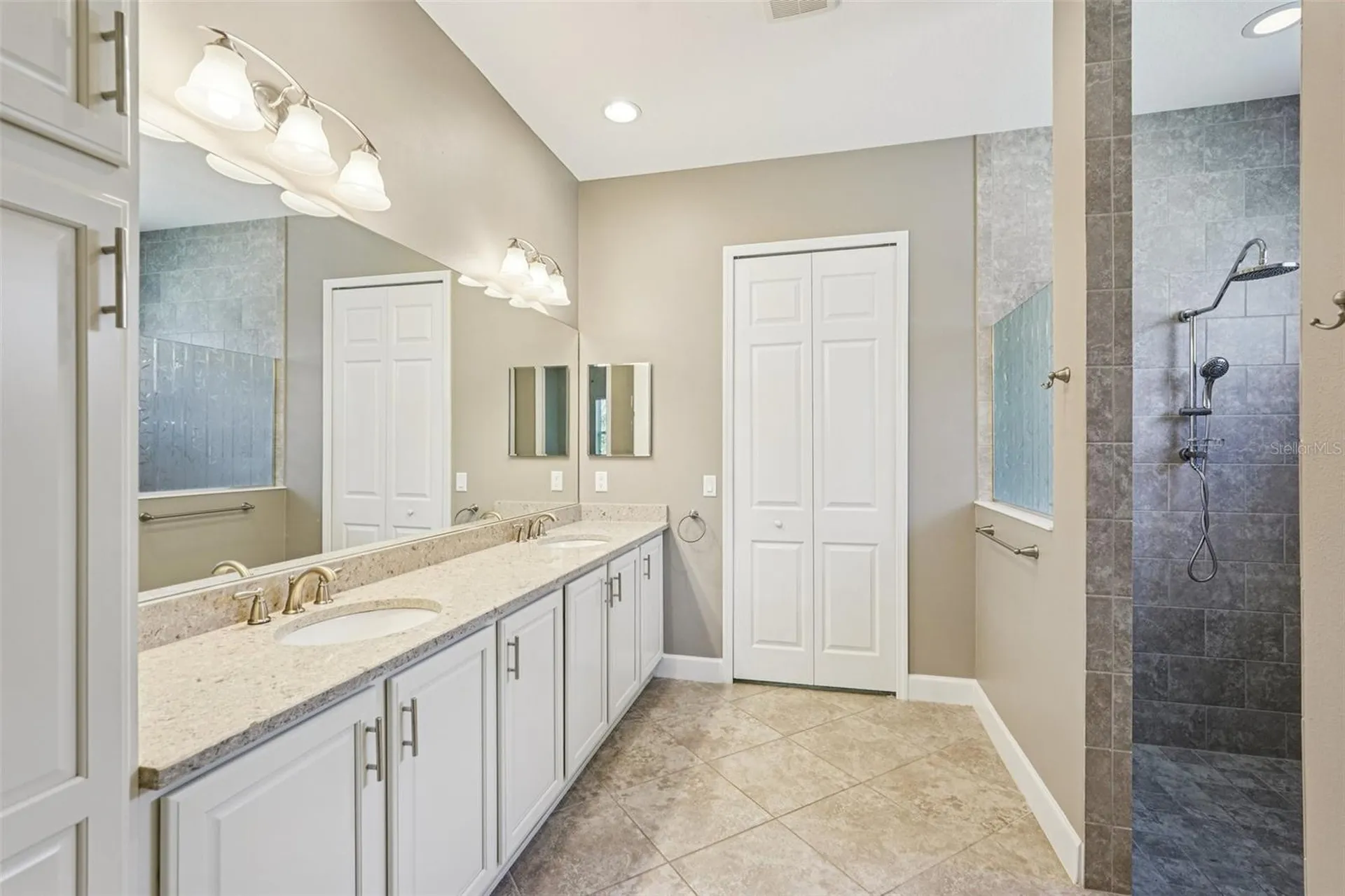 1803 Pacific Dunes Drive Sun City Center FL 33573