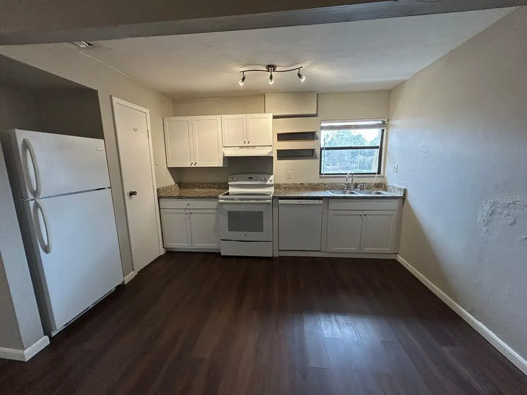 2811 SW Archer Road Gainesville FL 32608