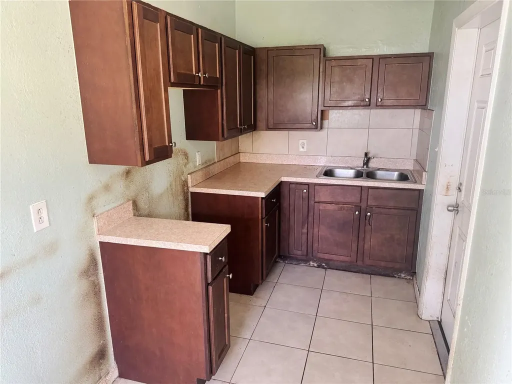 2321 Wiley Street Port Charlotte FL 33952