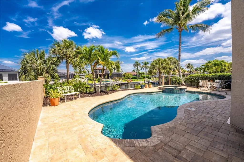 3337 Sunset Key Circle Punta Gorda FL 33955