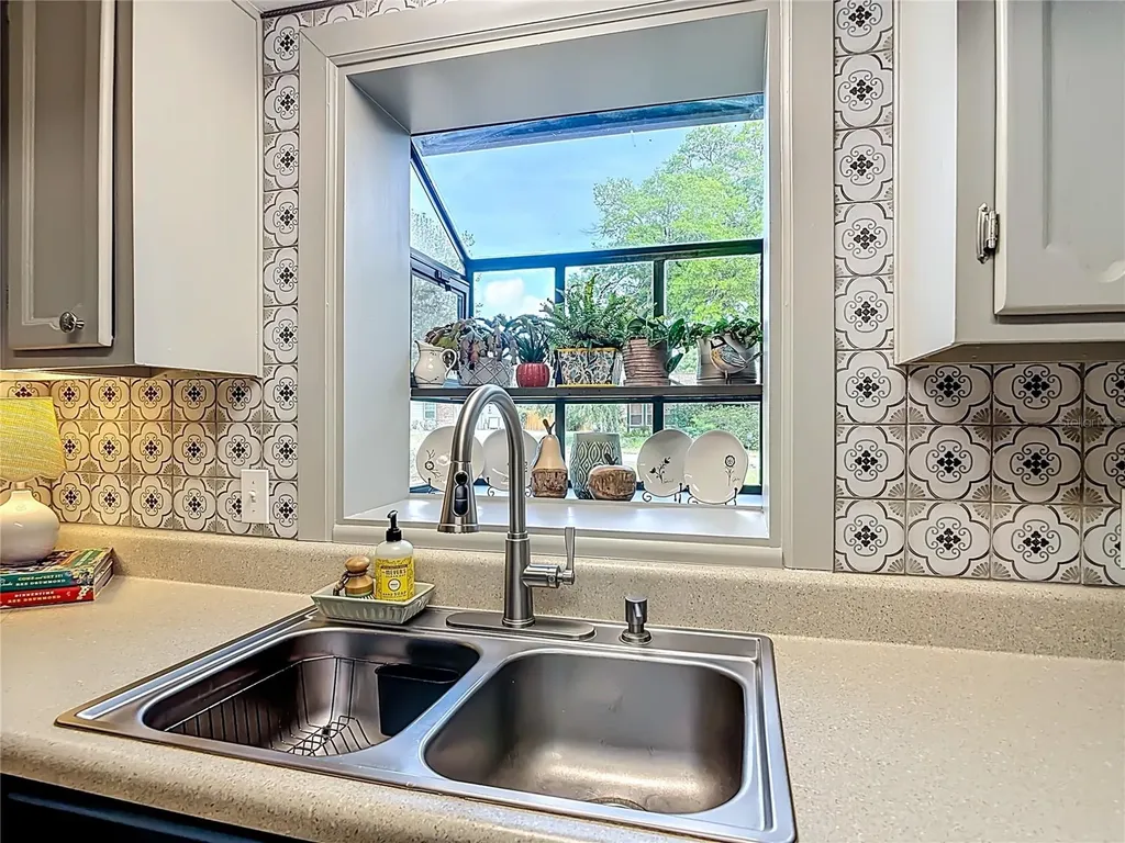 2630 Burgoyne Road Deland FL 32720