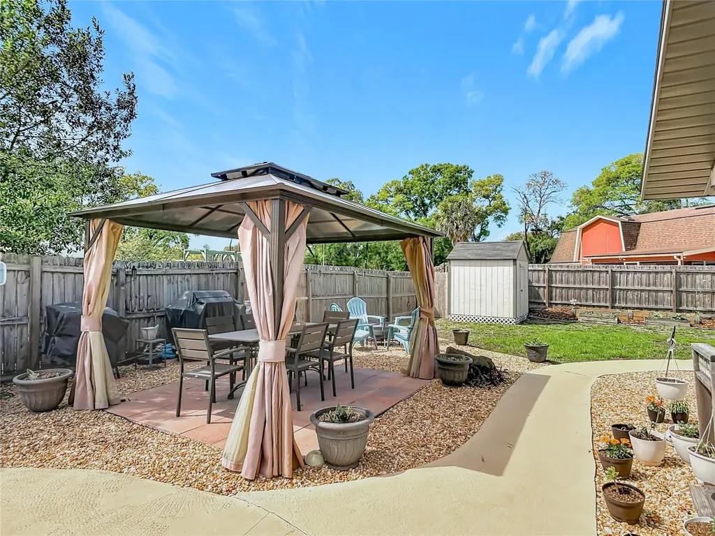 2630 Burgoyne Road Deland FL 32720
