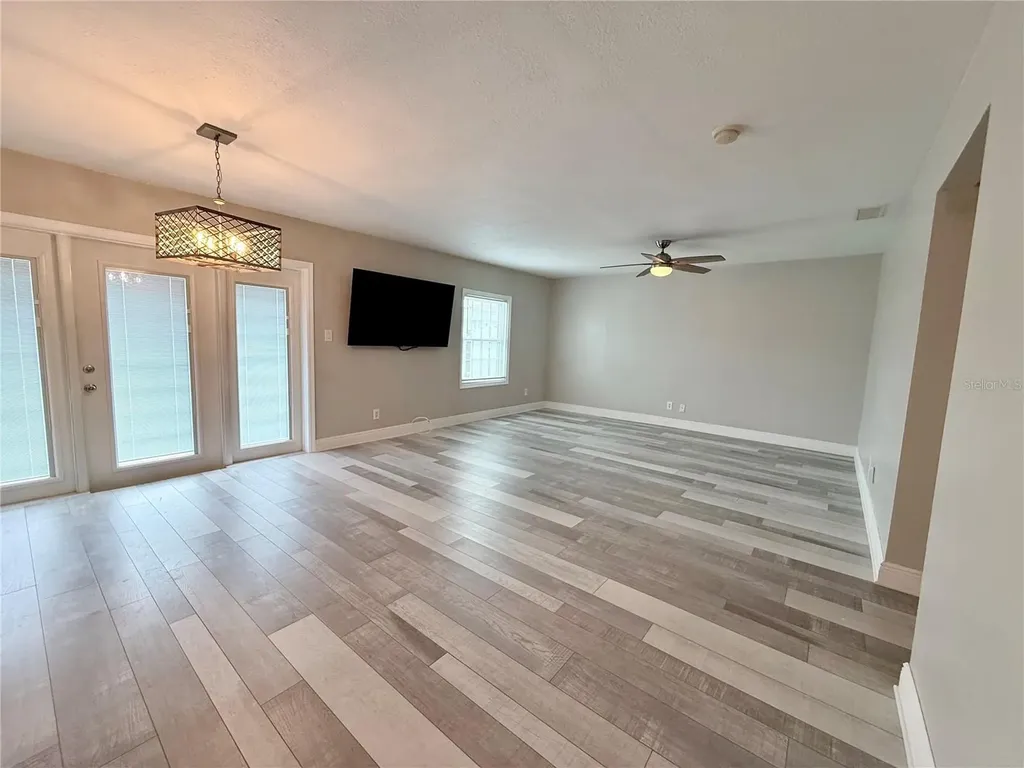 5075 Starfish Drive SE St Petersburg FL 33705