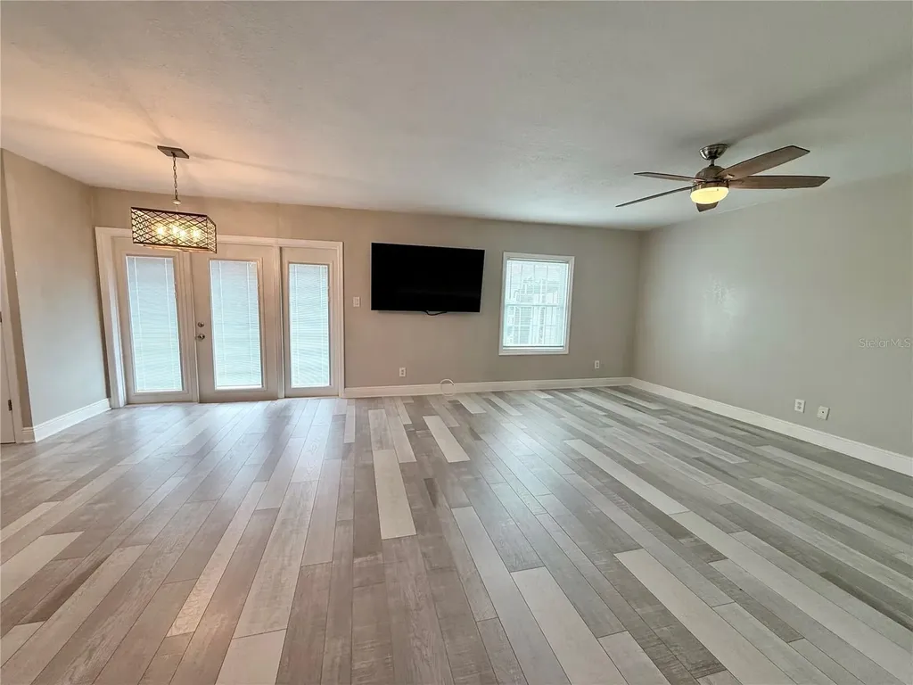 5075 Starfish Drive SE St Petersburg FL 33705