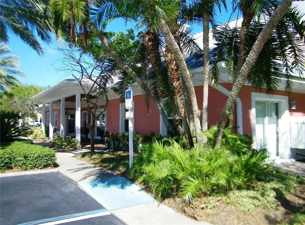 5075 Starfish Drive SE St Petersburg FL 33705