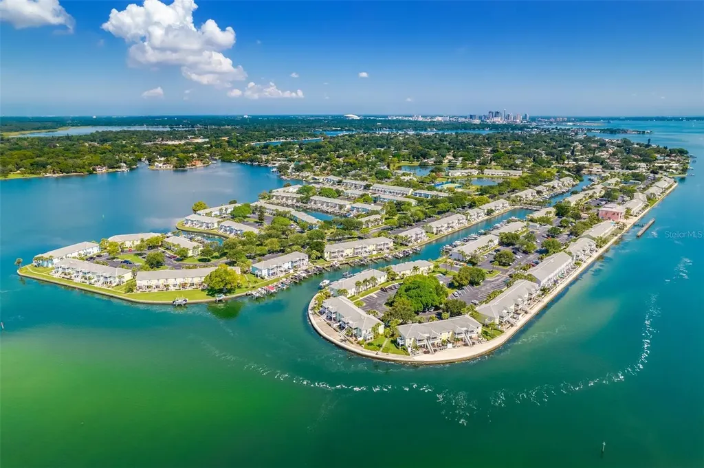 5075 Starfish Drive SE St Petersburg FL 33705