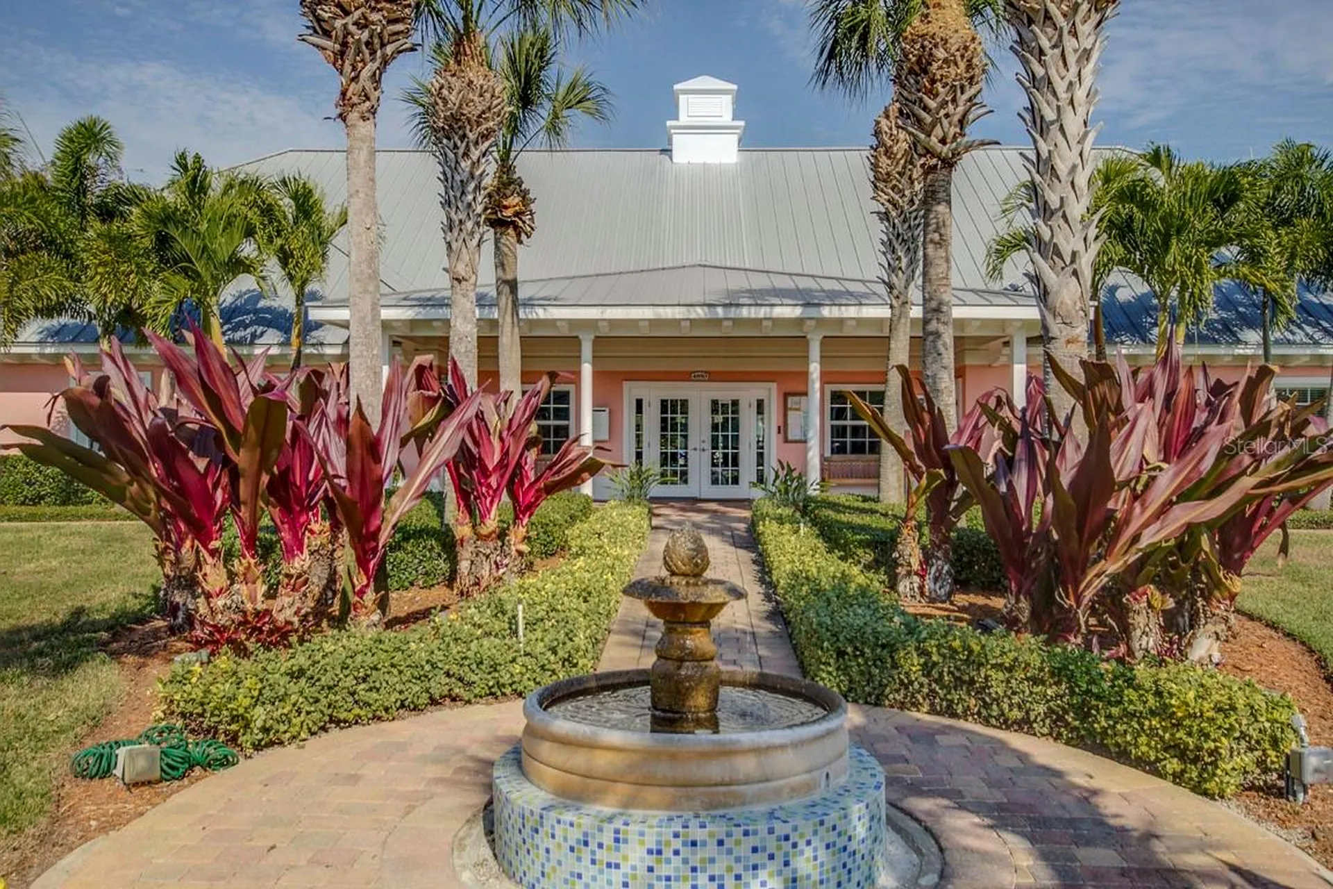 5075 Starfish Drive SE St Petersburg FL 33705
