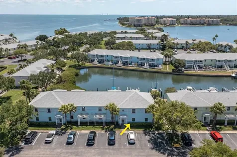 5075 Starfish Drive SE St Petersburg FL 33705